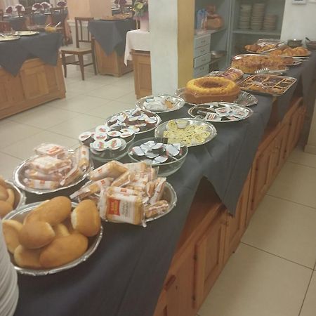 Hotel Adriana Abbadia San Salvator Ngoại thất bức ảnh